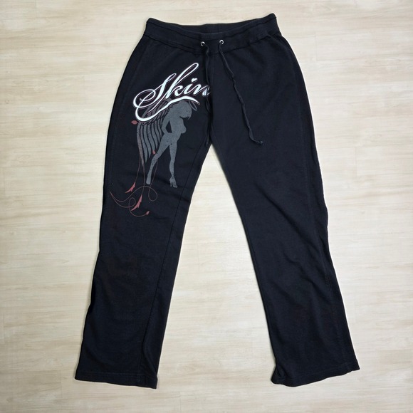 Skin - Picture 2 of 10